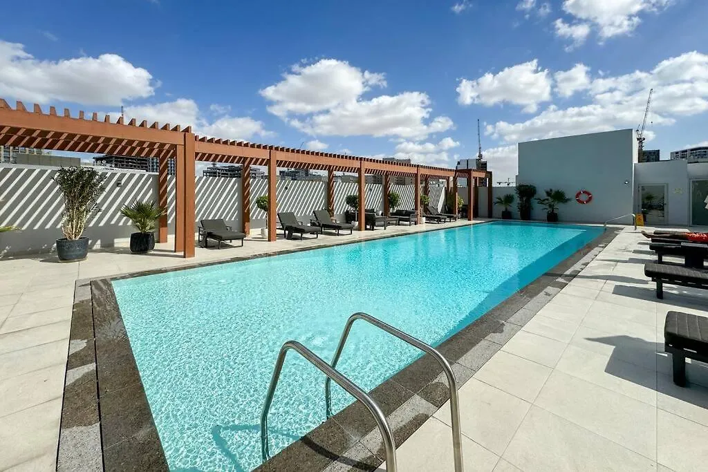 Apartment Perfect Getaway Modern Studio In Luma 22 - Jvc Dubai